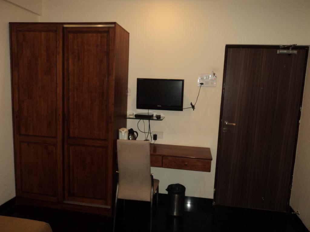 Hotel Q Deck Bombaim Quarto foto